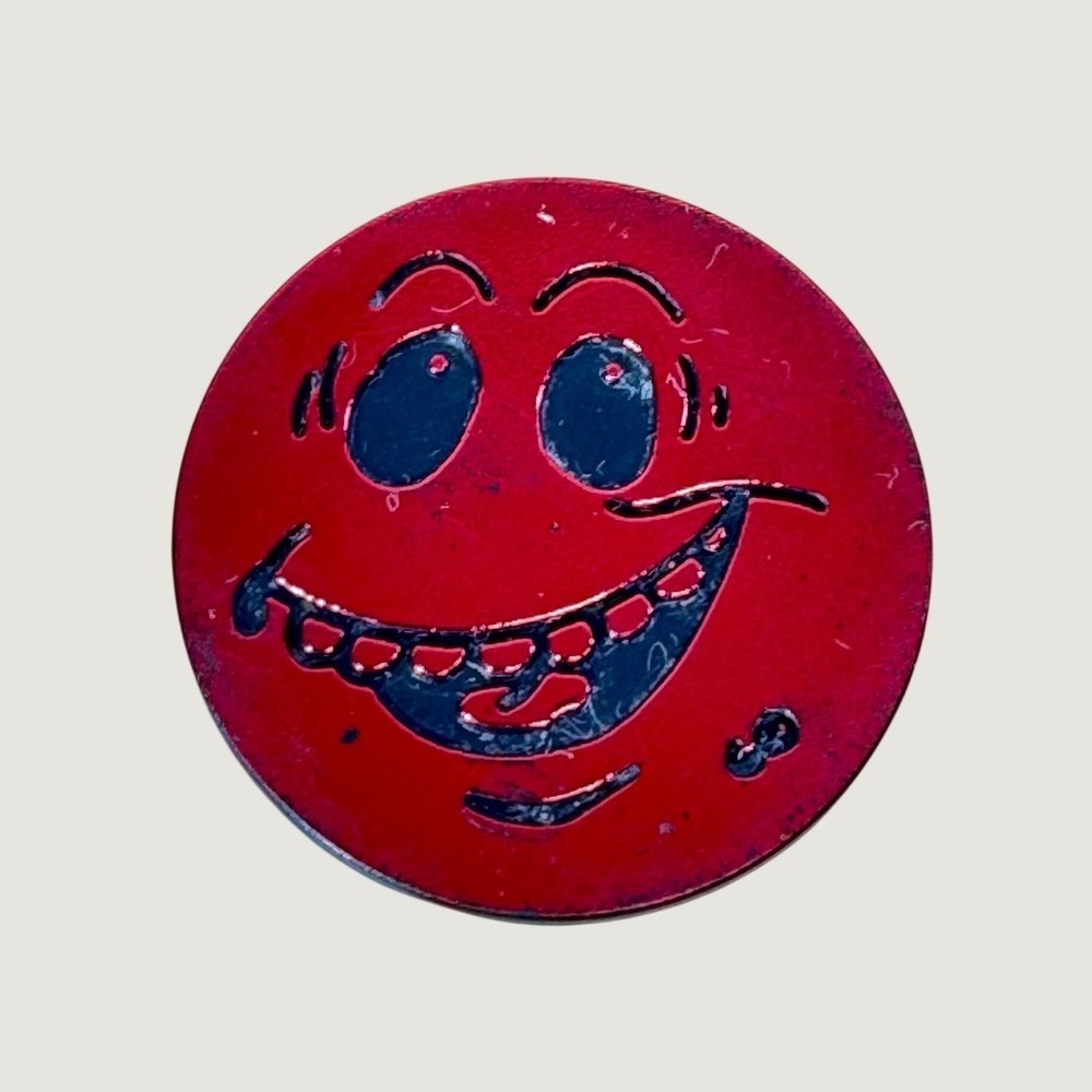 Vintage Imperial Official Slammer Jammer 5 Red Smiley Face Metal POG Slammer 94